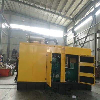 IP21-P23 カミンズ 400のKwのディーゼル発電機の音速の壁カミンズ Genset