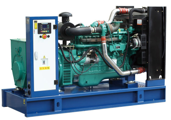 水冷システムと三相60hz 200 Kw カミンズのディーゼル発電機